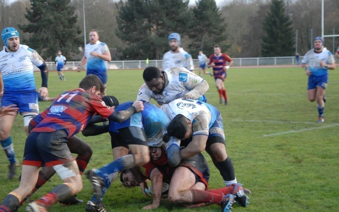 Pierre Kuchly dans la mêlée