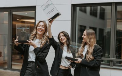 Trois étudiantes de l’ESSEC finalistes du concours L’Oreal Brandstorm