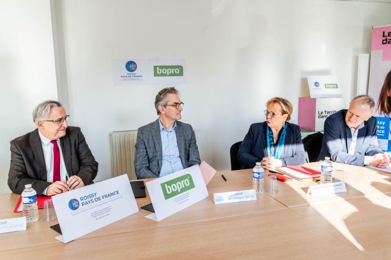 AMÉNAGEMENT AUTOUR DE LA FUTURE GARE DE GONESSE 